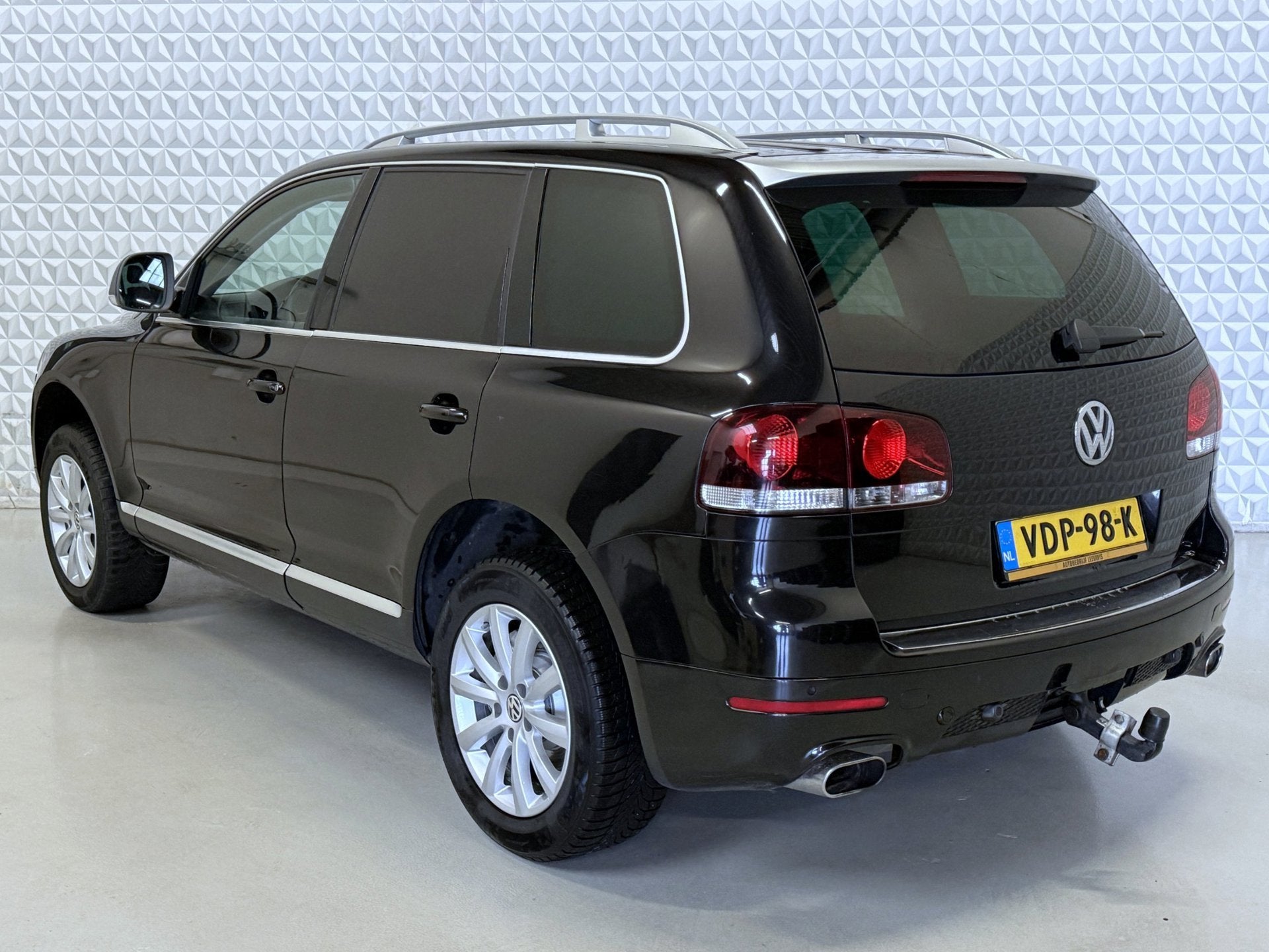 Volkswagen Touareg 3.0 V6 TDI FACELIFT / GRIJS KENTEKEN(2006, Auto's, Automaat, Gebruikt, Volkswagen, Zwart