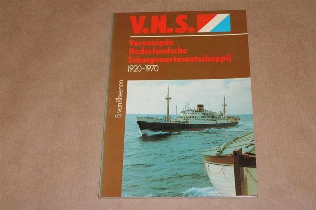 V.N.S. Ned. Scheepvaartmaatschappij 1920-1970. Boek., Verzamelen, Gebruikt, N.v.t., N.v.t., Ophalen of Verzenden