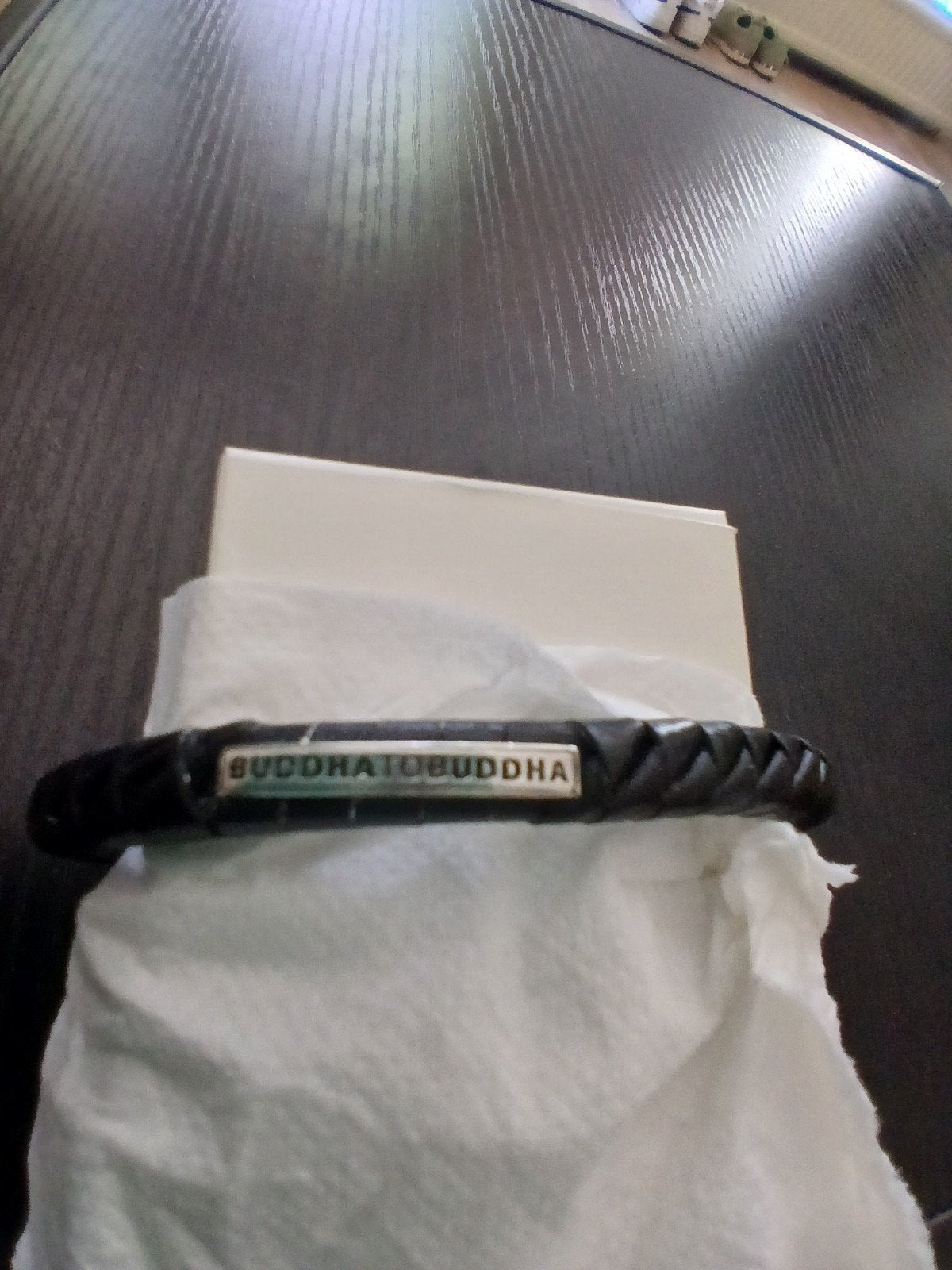 Buddha to Buddha armband - Zwart leer met zilveren sluiting, Sieraden, Tassen en Uiterlijk, Armbanden, Ophalen of Verzenden, Gebruikt