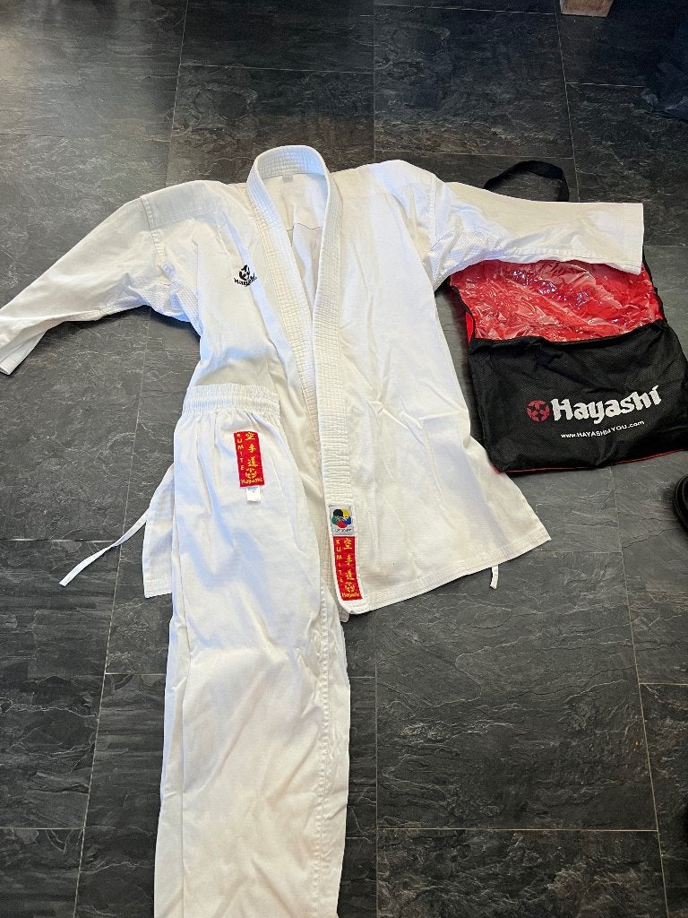 Hayashi wkf aproved kumite pak maat 160, Maat XS of kleiner, Vechtsportpak, Ophalen of Verzenden, Zo goed als nieuw