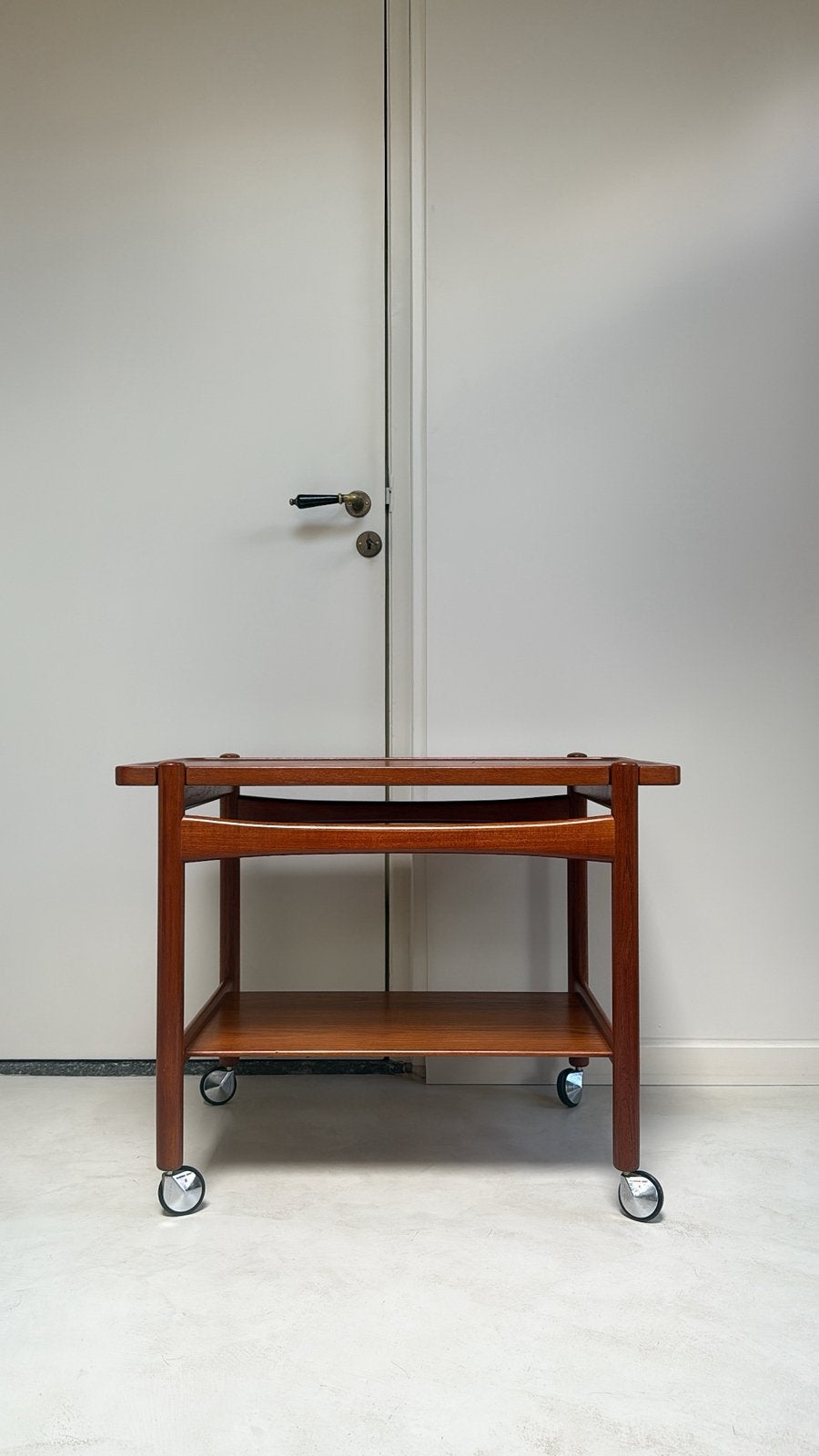 Vintage Deense trolley / serveerwagen ontwerp Hans J.Wegner, Ophalen