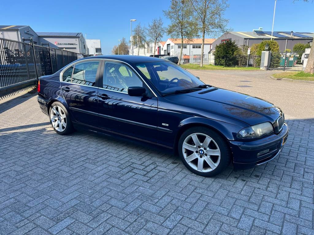 BMW 3-Serie 2.8 I 328 1999 Blauw DRIFT/ PROJECT, Auto's, BMW, 1370 kg, Blauw, 75 €/maand, Handgeschakeld