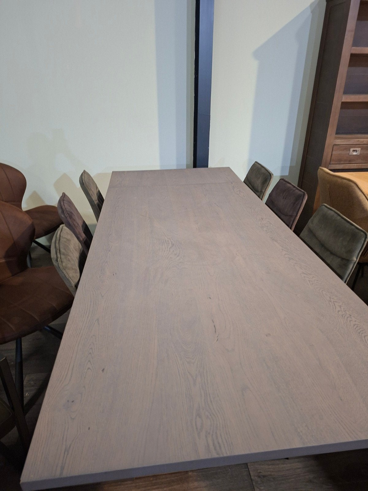 uitschuifbare eiken eettafel, Modern, Robuust, Eikenhout, Zo goed als nieuw, 150 tot 200 cm