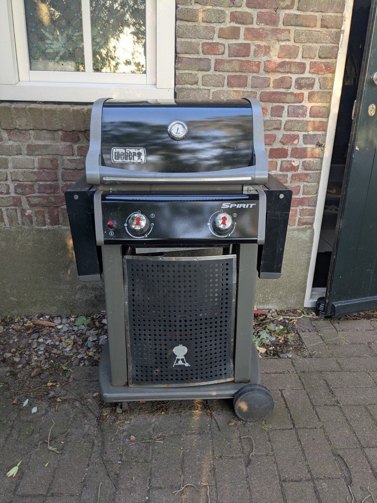 Weber Spirit gasbarbecue met hoes, Ophalen, Gebruikt, Weber