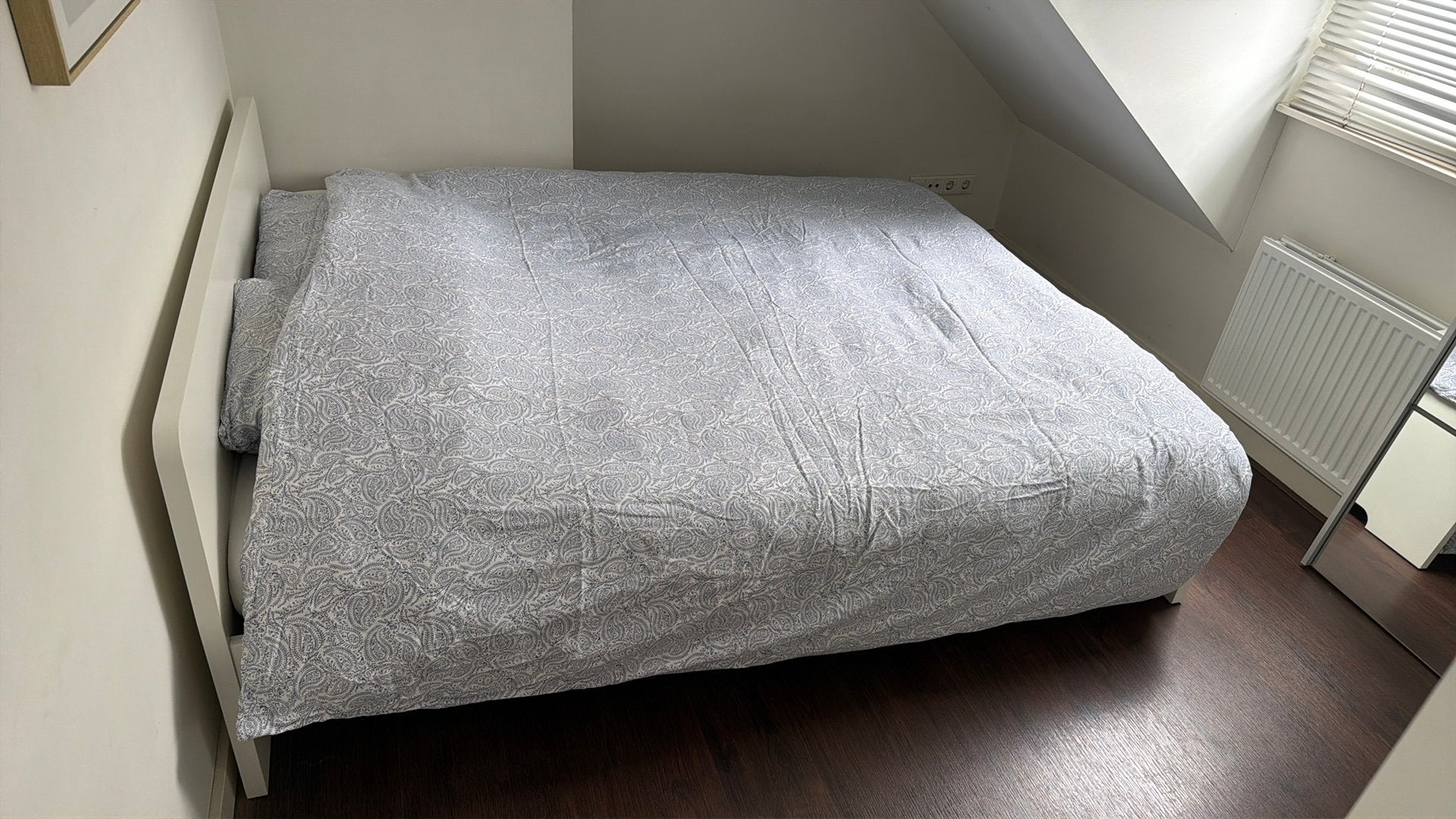 Stevige en nette witte twijfelaar bed., Ophalen, Gebruikt, Wit, Twijfelaar