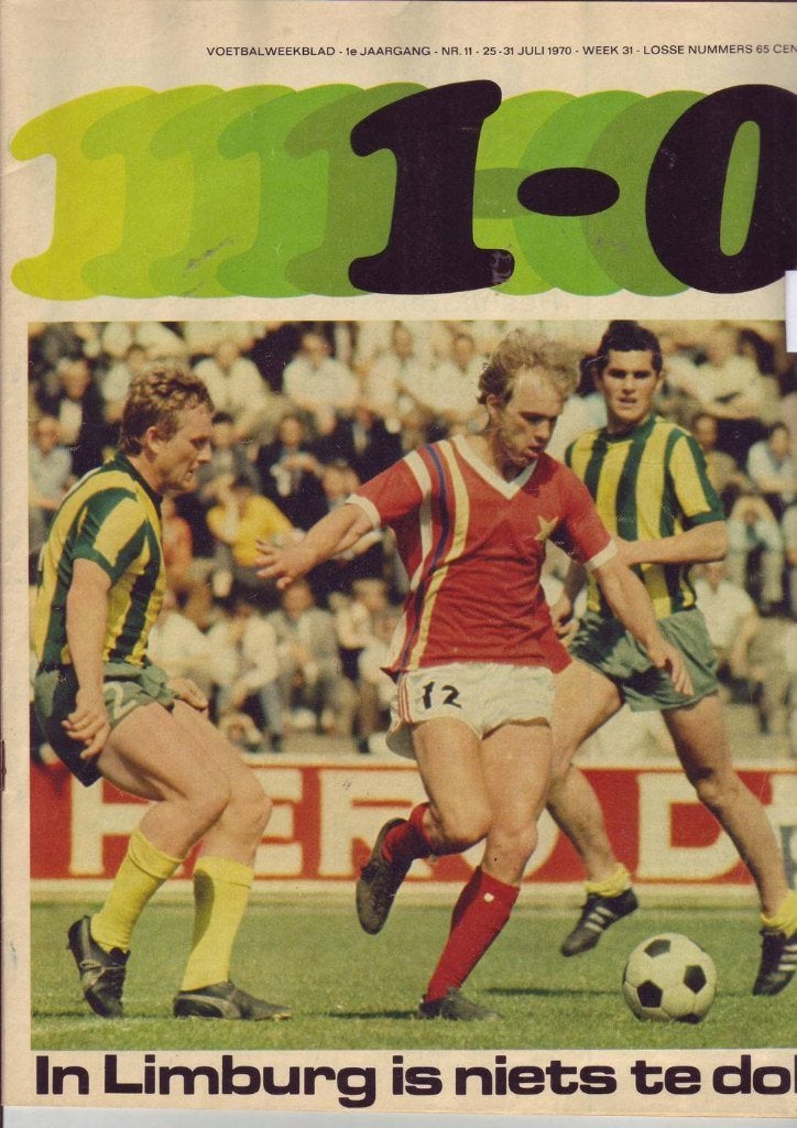 1-0 voetbaltijdschrift 25-7-1971 Feyenoord E.C. 1 deel 1, Maat XS of kleiner, Verzenden, Gebruikt, Overige typen