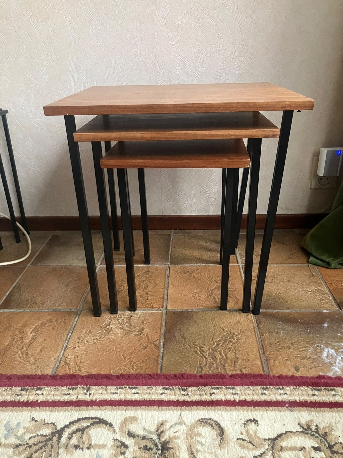 Set van 3 bijzettafels - Hout en Metaal, Minder dan 55 cm, Vierkant, Hout, Ophalen