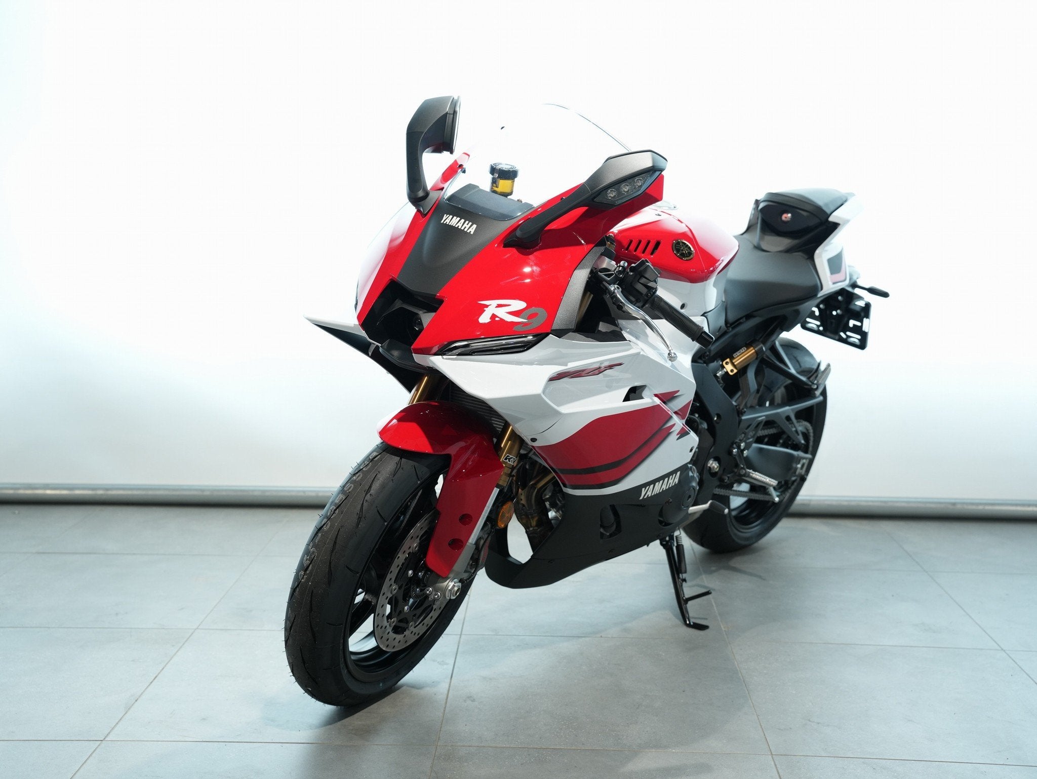 Yamaha YZF R9 70TH ANNIVERSARY (bj 2026), Klantenservice@yamaha-motor.nl, 900 cc, Super Sport, Meer dan 35 kW