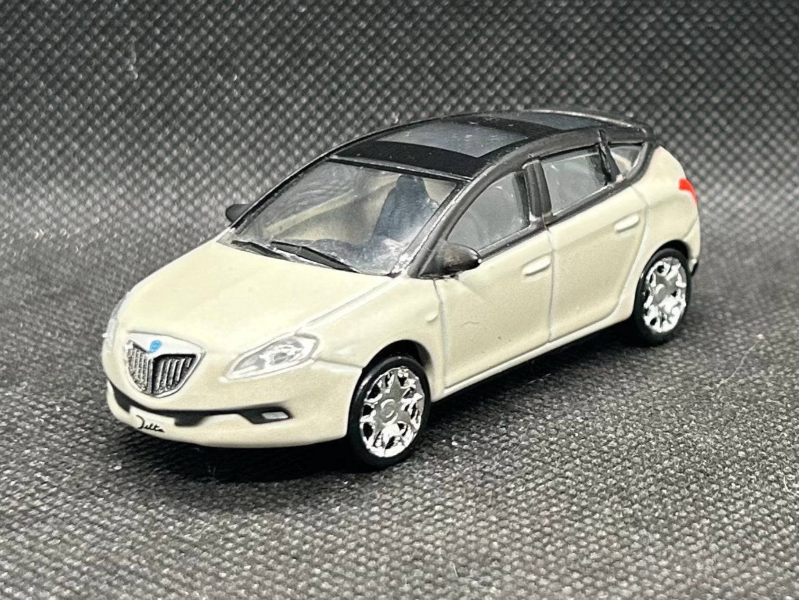Norev Lancia Delta 1:64, Verzenden, Zo goed als nieuw, Auto