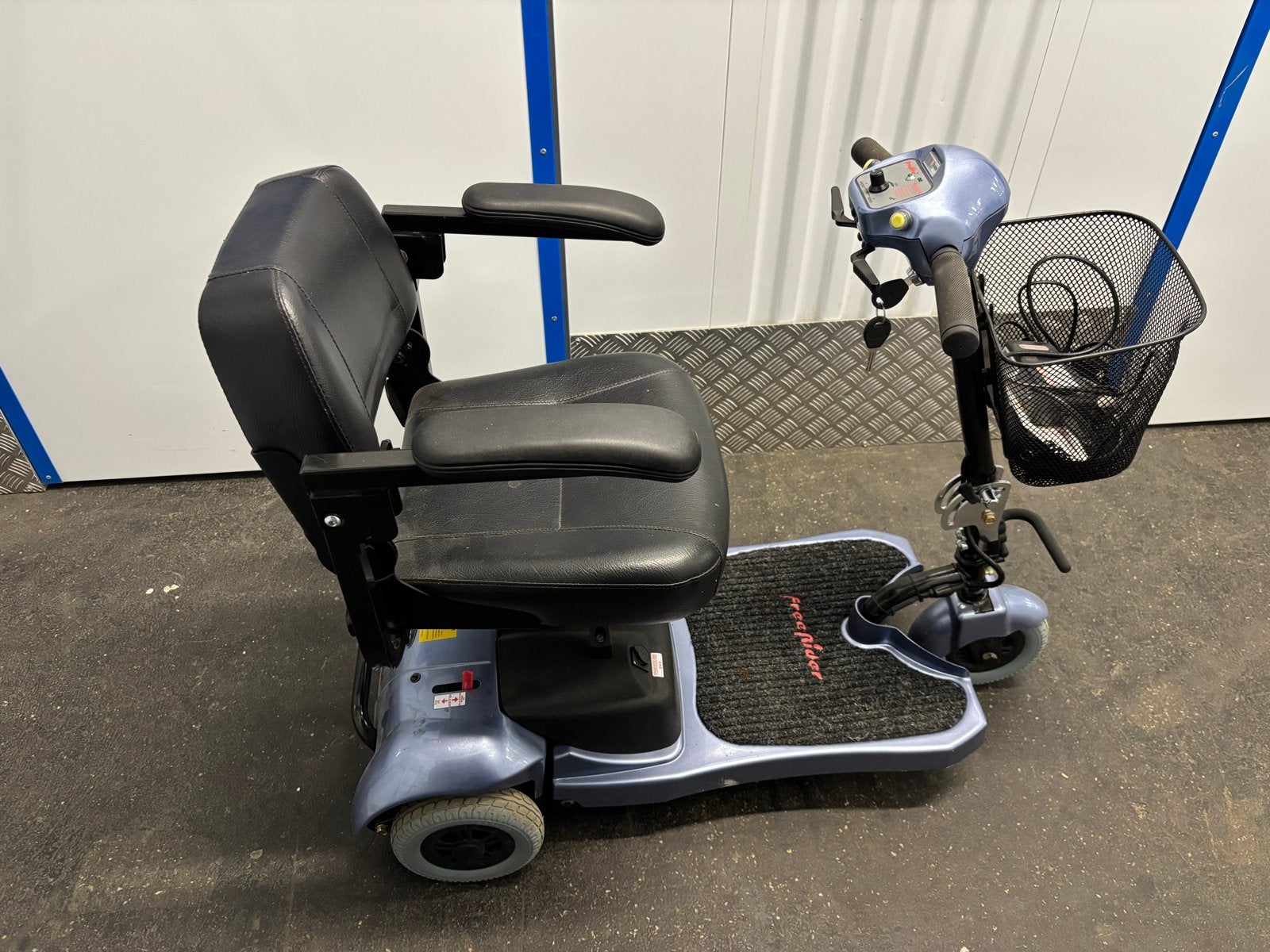 Scootmobiel FreeRider, Ophalen, Zo goed als nieuw, 16 km/u of meer, Mango