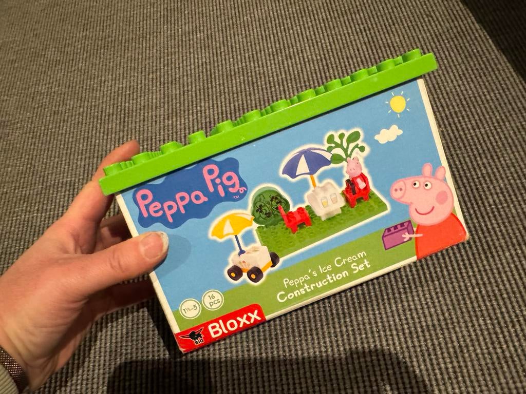 Peppa Pig Bloxx IJssalon Bouwset - 16 Stuks, Ophalen of Verzenden, Zo goed als nieuw, Overige merken