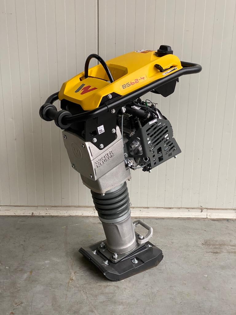 Trilstamper/stamper Wacker BS 62-4 "4-takt benz.motor" (NW), Info@wackerneuson.com, Wacker Neuson Group, München (D), Nieuw