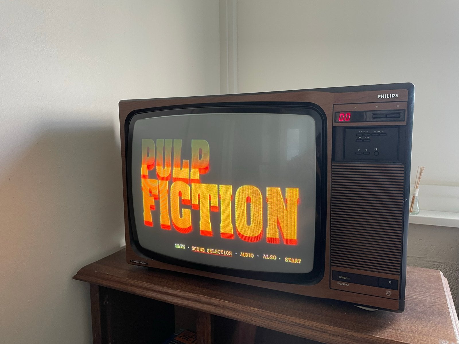 Philips Rembrandt CRT 3280 - Vintage kleurentelevisie, Ophalen of Verzenden, Gebruikt, 40 tot 60 cm, Philips