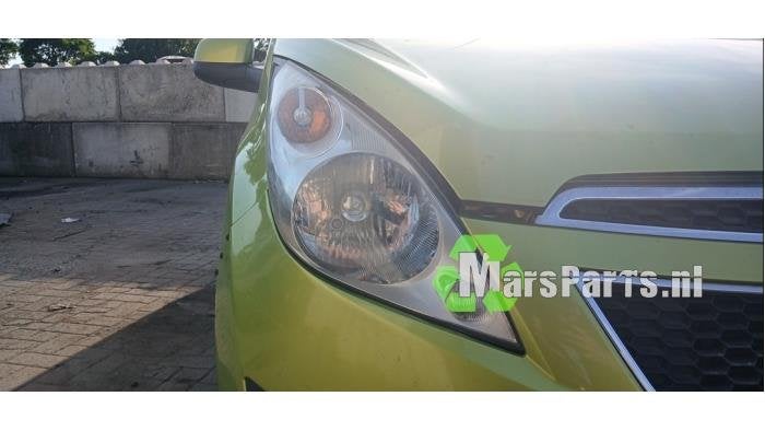 Koplamp rechts van een Chevrolet Spark, Gebruikt, -, Ophalen of Verzenden, -