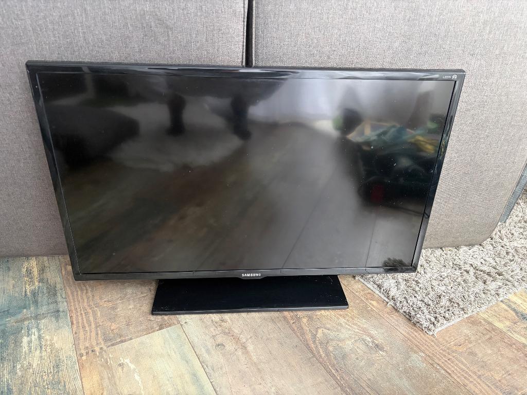 Samsung TV zwart 32 inch, Ophalen, 50 Hz, 80 tot 100 cm, Samsung