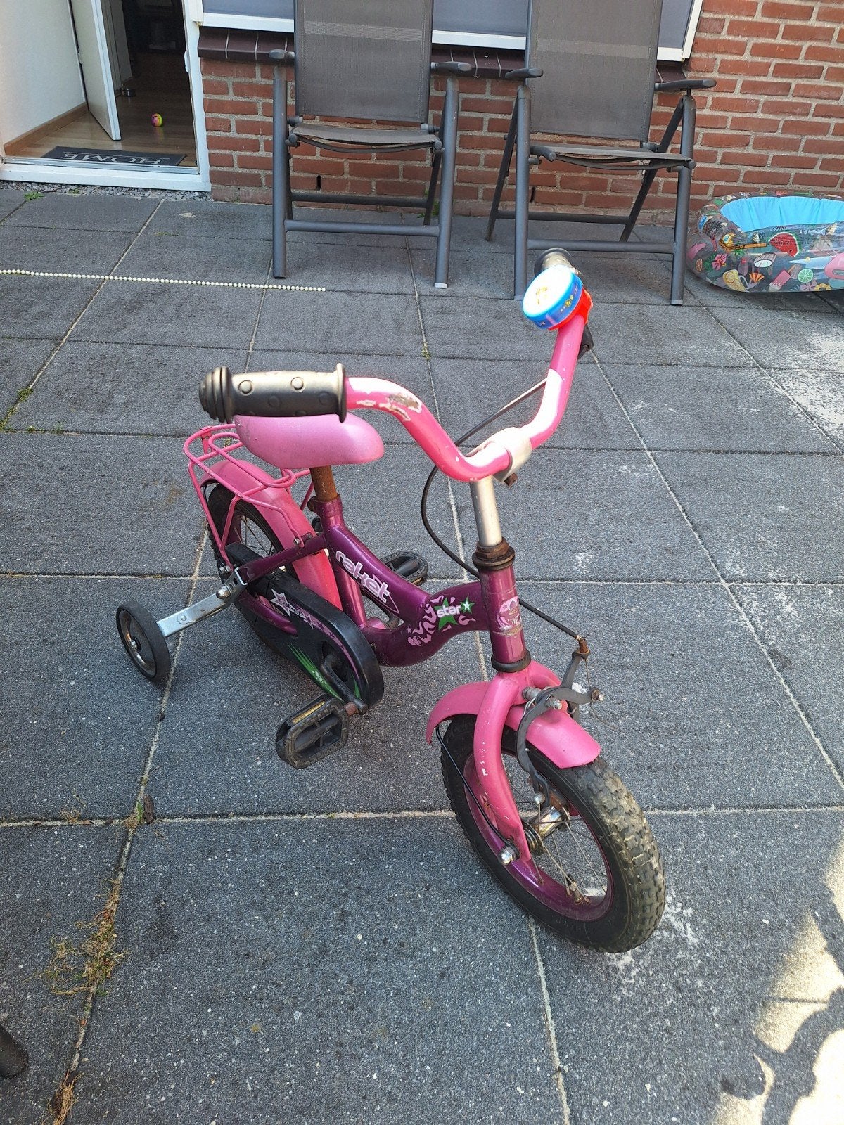 Roze kinderfiets met zijwielen, Ophalen, Gebruikt, Terugtraprem