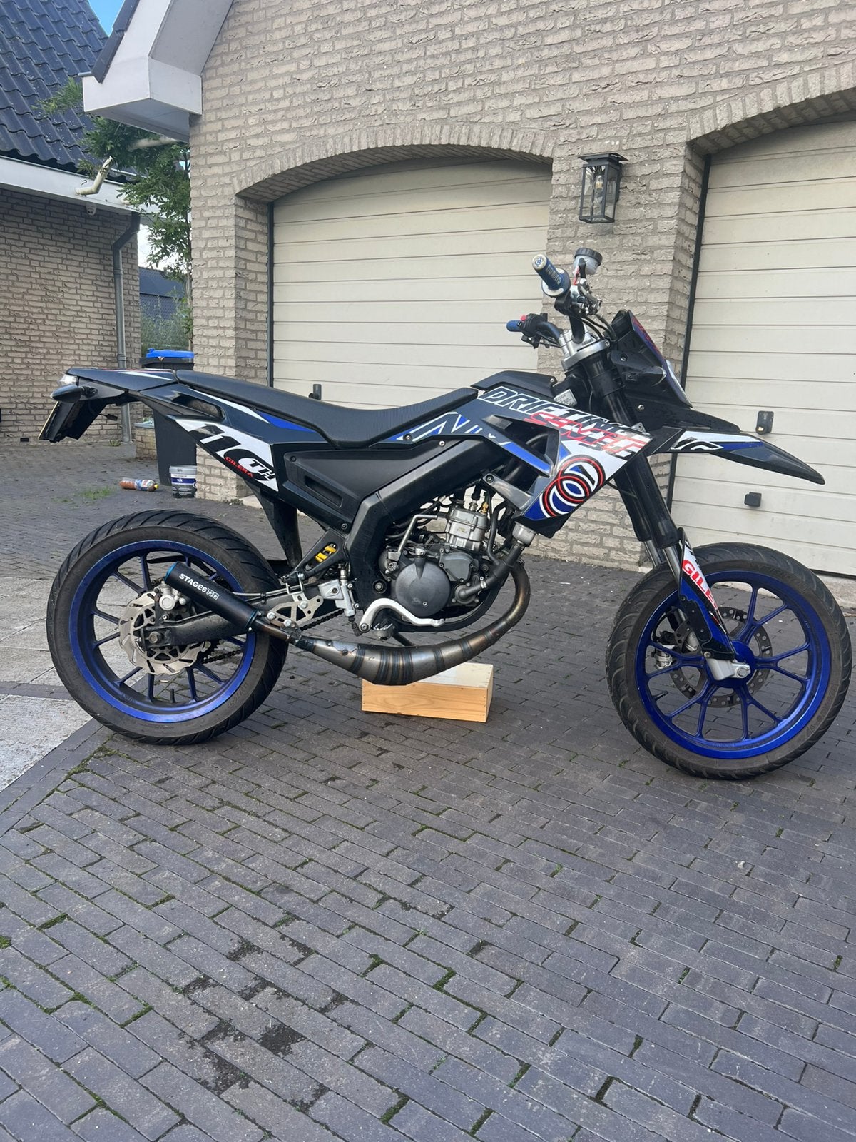 Nette gilera smt 50 drifting (derbi), Ophalen, 6 versnellingen, Maximaal 45 km/u, Zo goed als nieuw