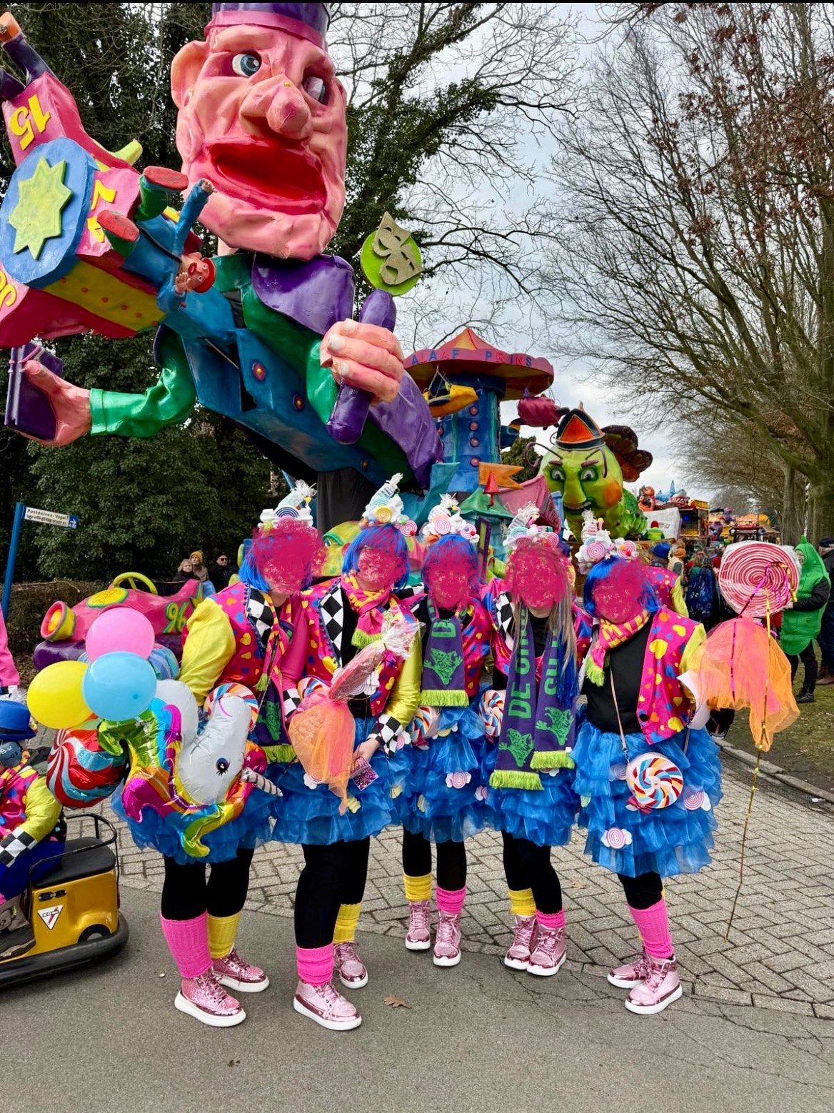 Vrolijke carnavalskleding, Ophalen of Verzenden, Carnaval