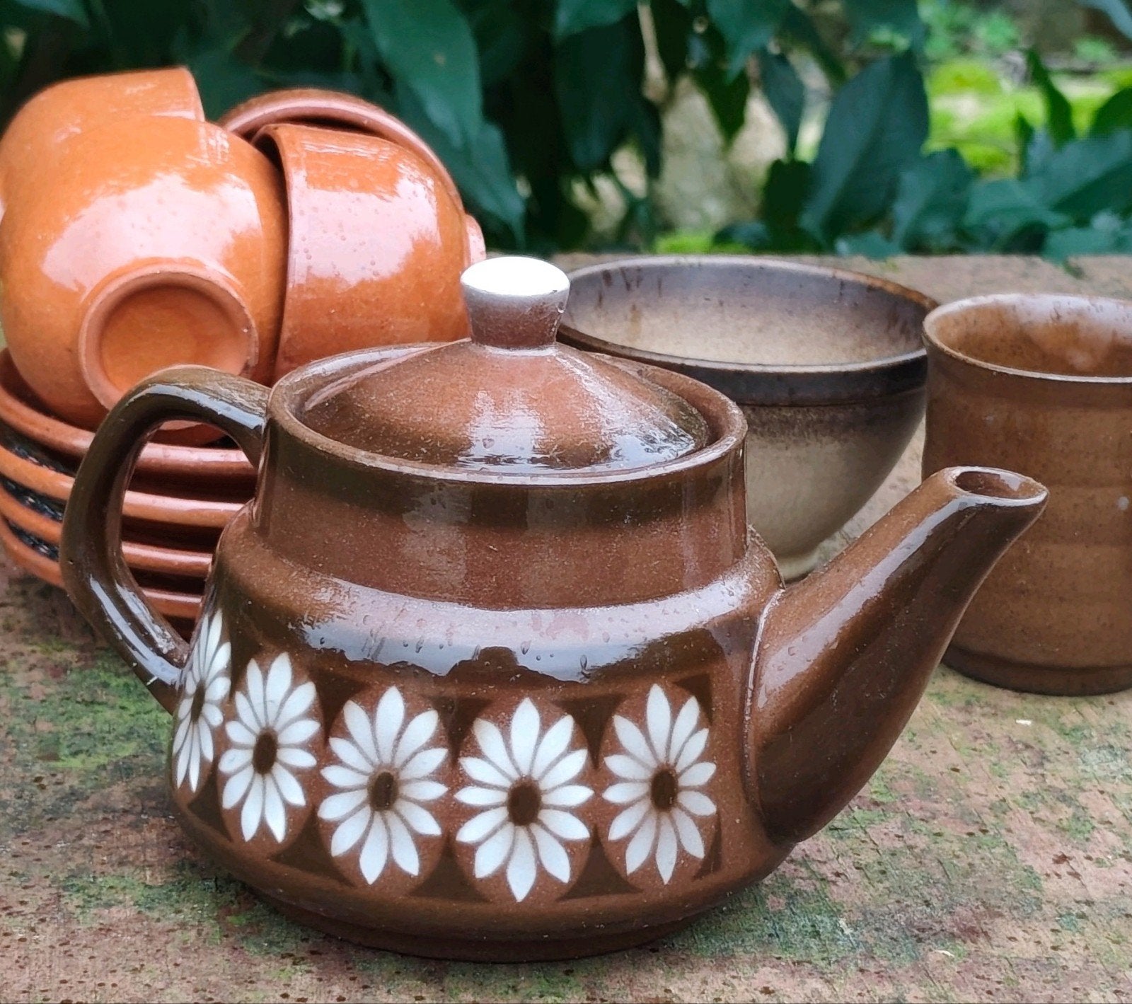 Vintage Aardewerk Theeservies - Bruin met Madeliefjes, Ophalen of Verzenden