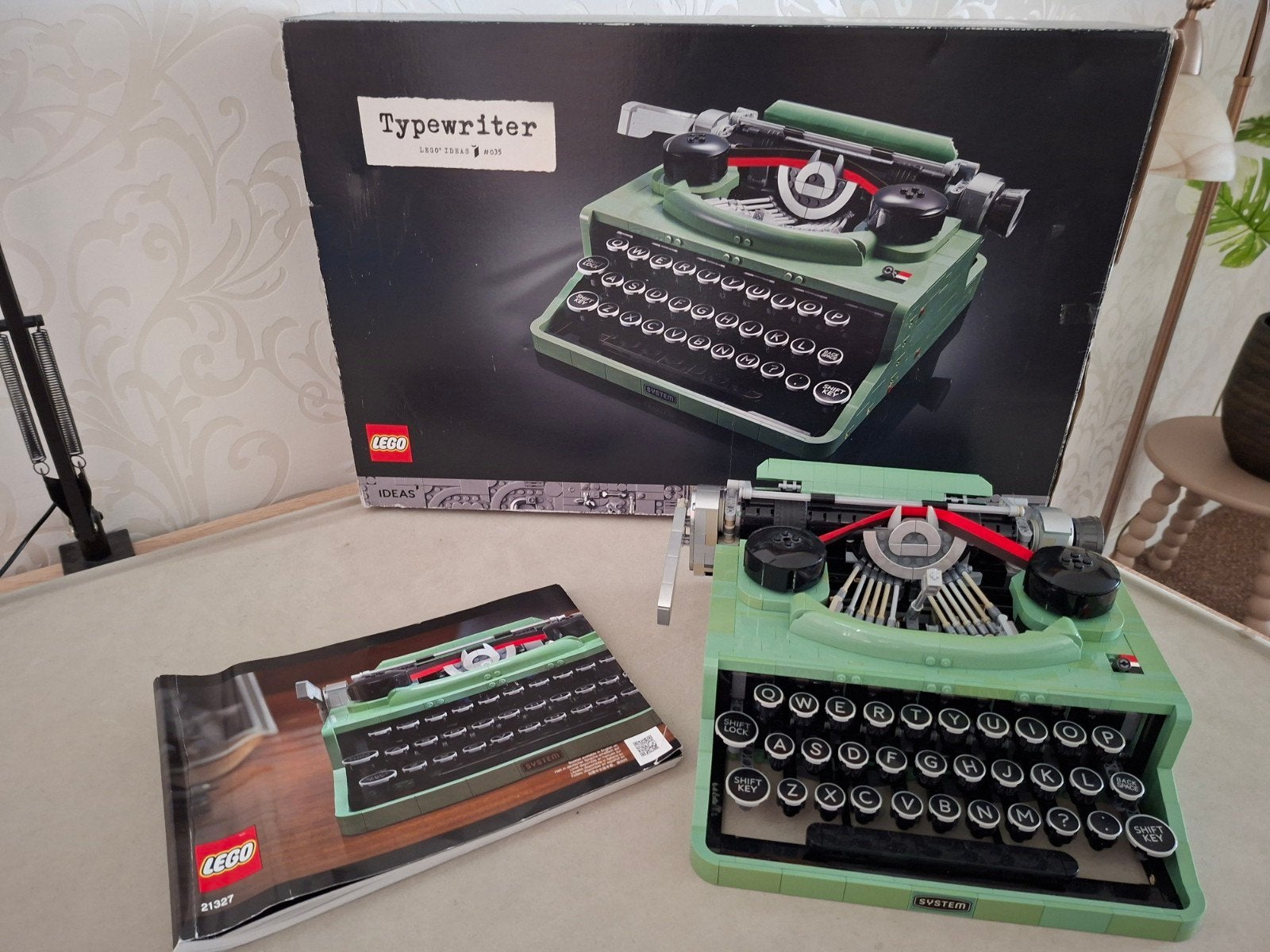 Lego Ideas Typewriter (21327) - Compleet met doos en boekje, Kinderen en Baby's, Speelgoed | Duplo en Lego, Gebruikt, Lego, Ophalen of Verzenden