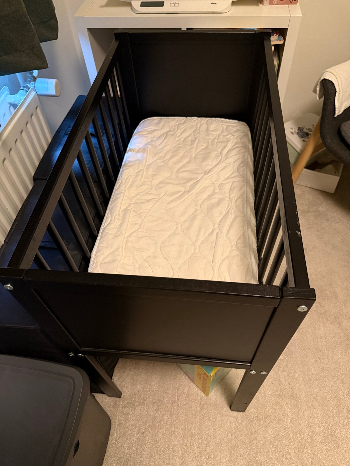 Wieg + toebehoren Aerosleep matrasbeschermer, hoeslakens, Kinderen en Baby's, Kinderkamer | Beddengoed, Ophalen, Gebruikt, Jongetje of Meisje