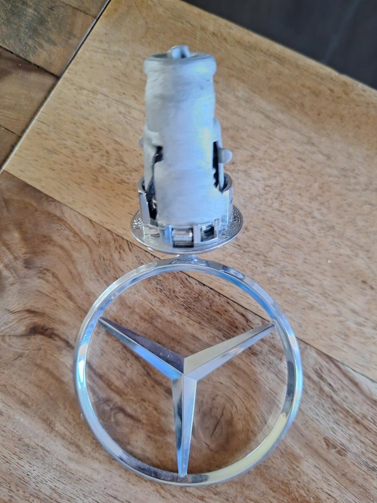Nieuwe originele Mercedes ster 190D - Motorkap ornament, Auto-onderdelen, Ophalen of Verzenden, Nieuw, Mercedes-Benz