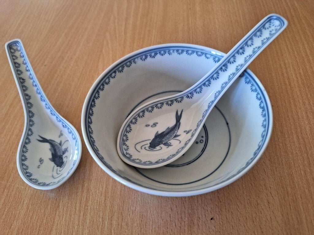 Chinese porseleinen rijstkom met koi karper vis, Ophalen of Verzenden