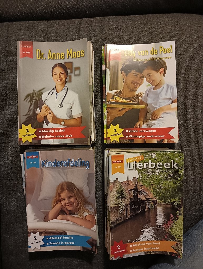 Favoriet romans 36x  o.a.Dr Anne Maas, Lidy van der Poel, Ophalen of Verzenden, Zo goed als nieuw, Favoriet, Nederland