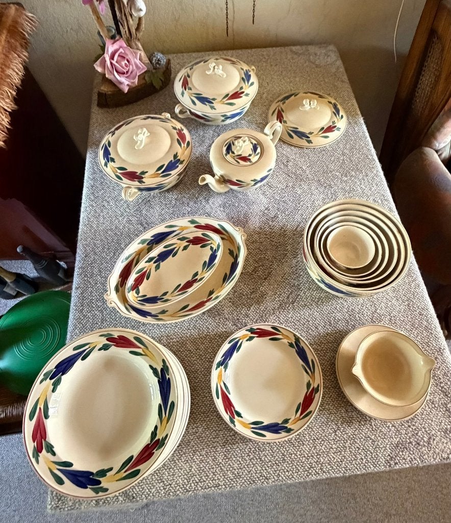 Servies Boerenbont Regout (De Koninklijke Sfinx), Ophalen
