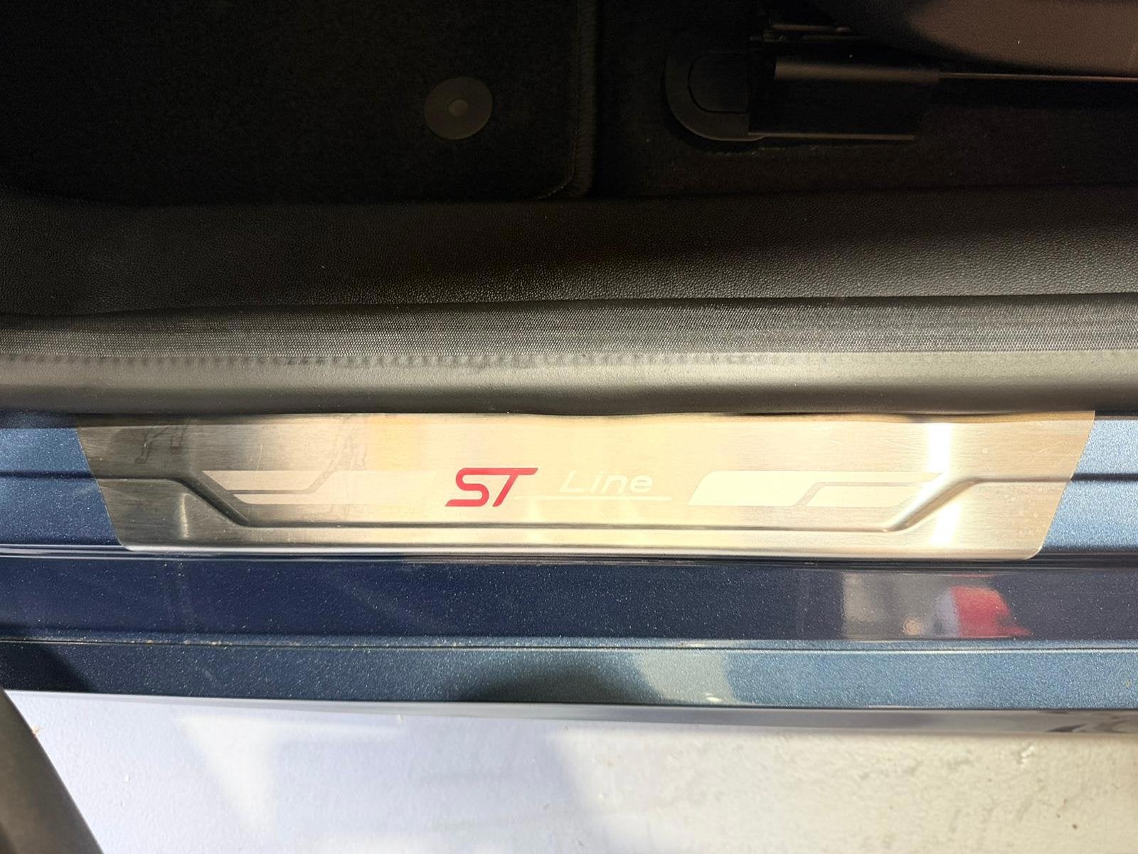 Foto 28 van Ford Fiesta 1.0 EcoBoost ST-Line X 140PK CARPLAY