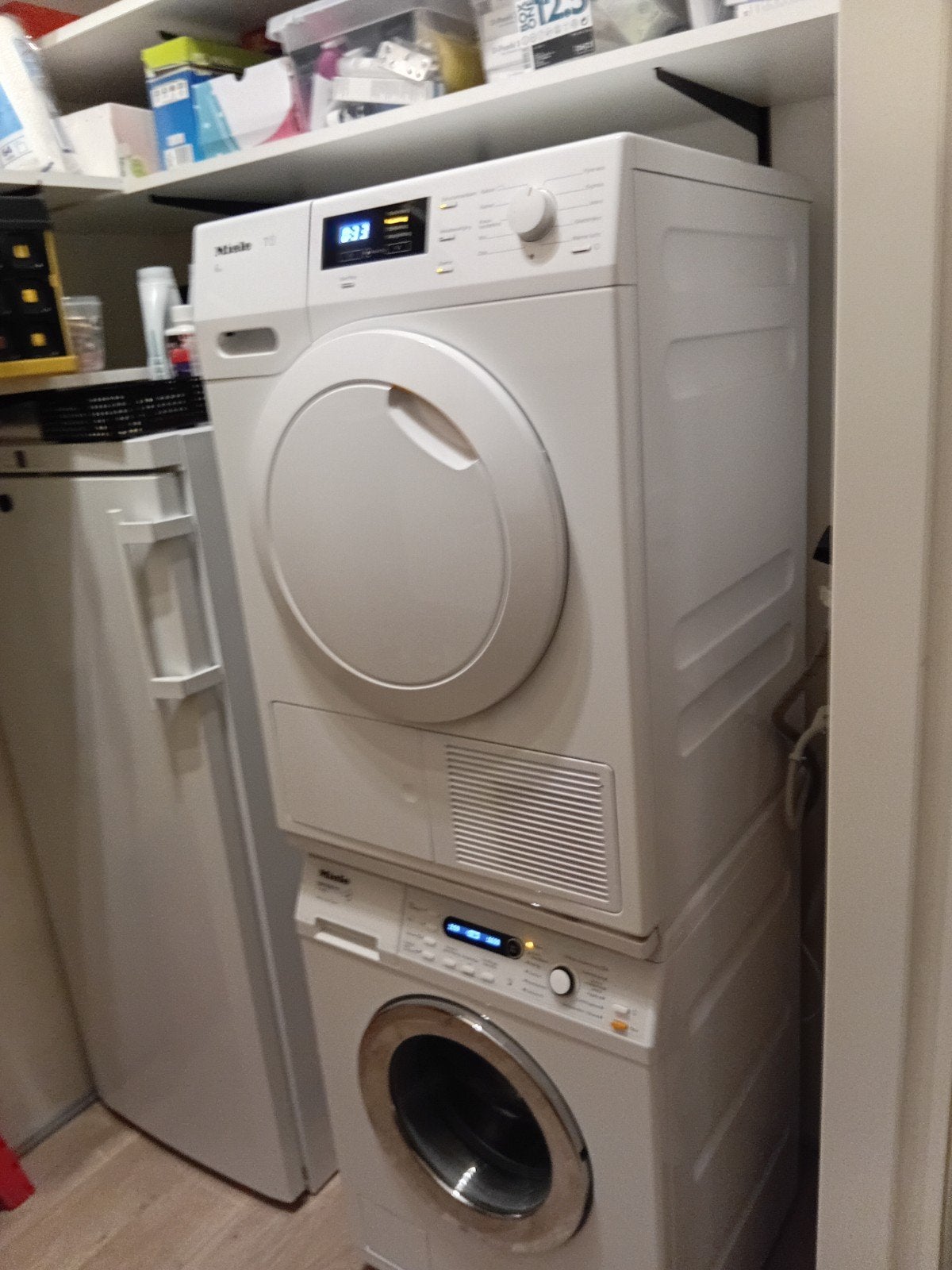 Miele wasmachine en warmtepompdroger, Witgoed en Apparatuur, 6 tot 8 kg, Minder dan 85 cm, Ophalen of Verzenden, 1600 toeren of meer