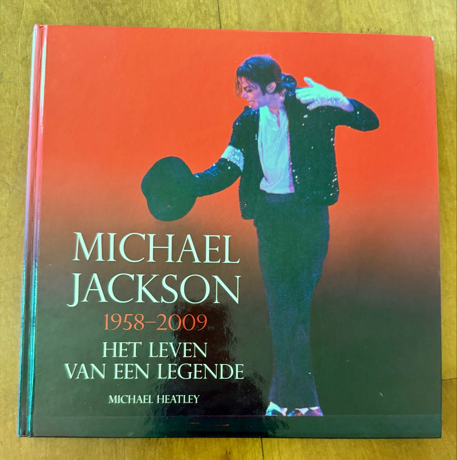 Michael Jackson: Het Leven van een Legende (Boek), Boeken, Ophalen of Verzenden, Gelezen, Artiest