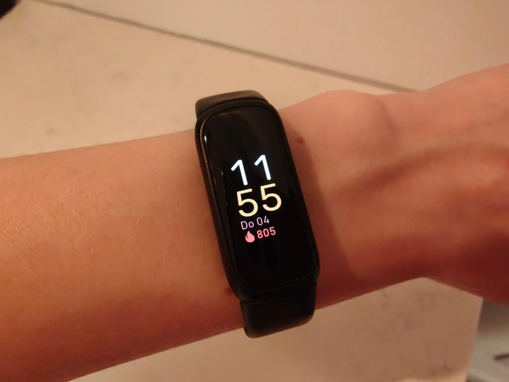 Fitbit Inspire 3 Health + Fitness Tracker ZGAN, Ophalen, Zwart, Zo goed als nieuw, Fitbit