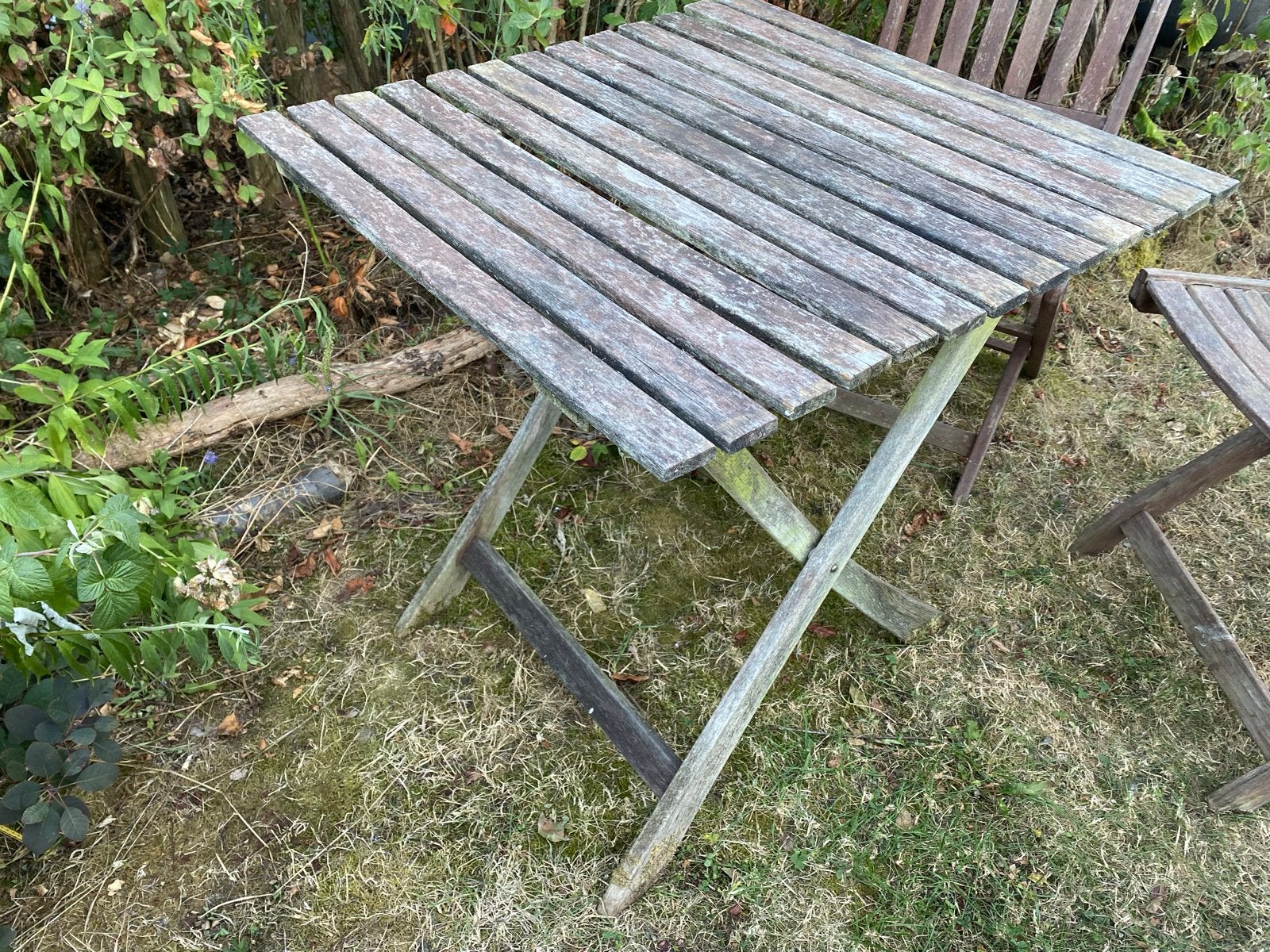 Houten tuintafel - inklapbaar, Ophalen of Verzenden, Gebruikt, Vierkant, Hout