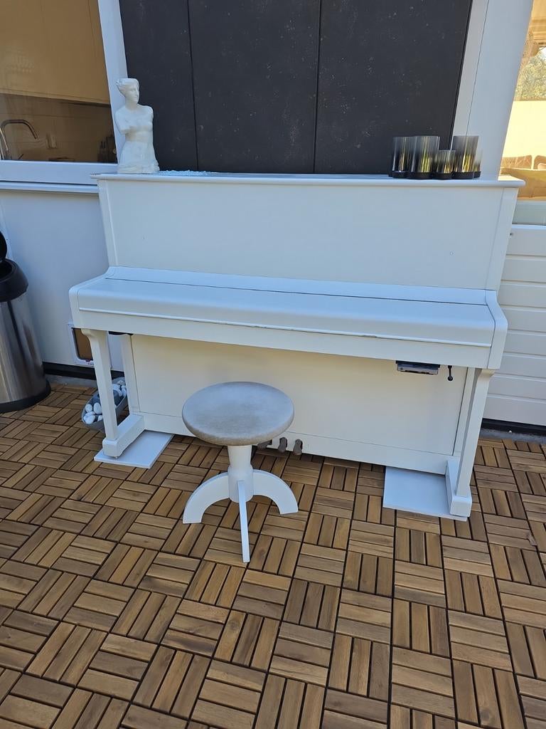 Piano wit met Genio Premium silent systeem, Muziek en Instrumenten, Ophalen, Wit, Digitaal, Zo goed als nieuw