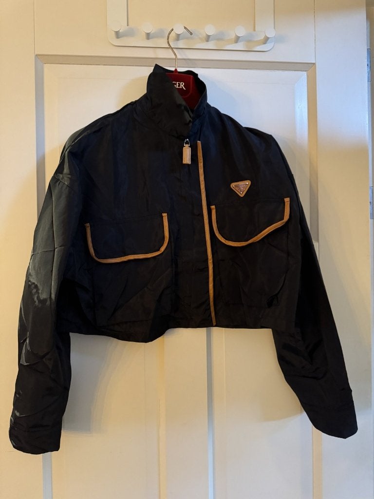 Zwart cropped nylon jasje met leren bies, dames maat L, Verzenden, Zo goed als nieuw, Maat 42/44 (L), Zwart