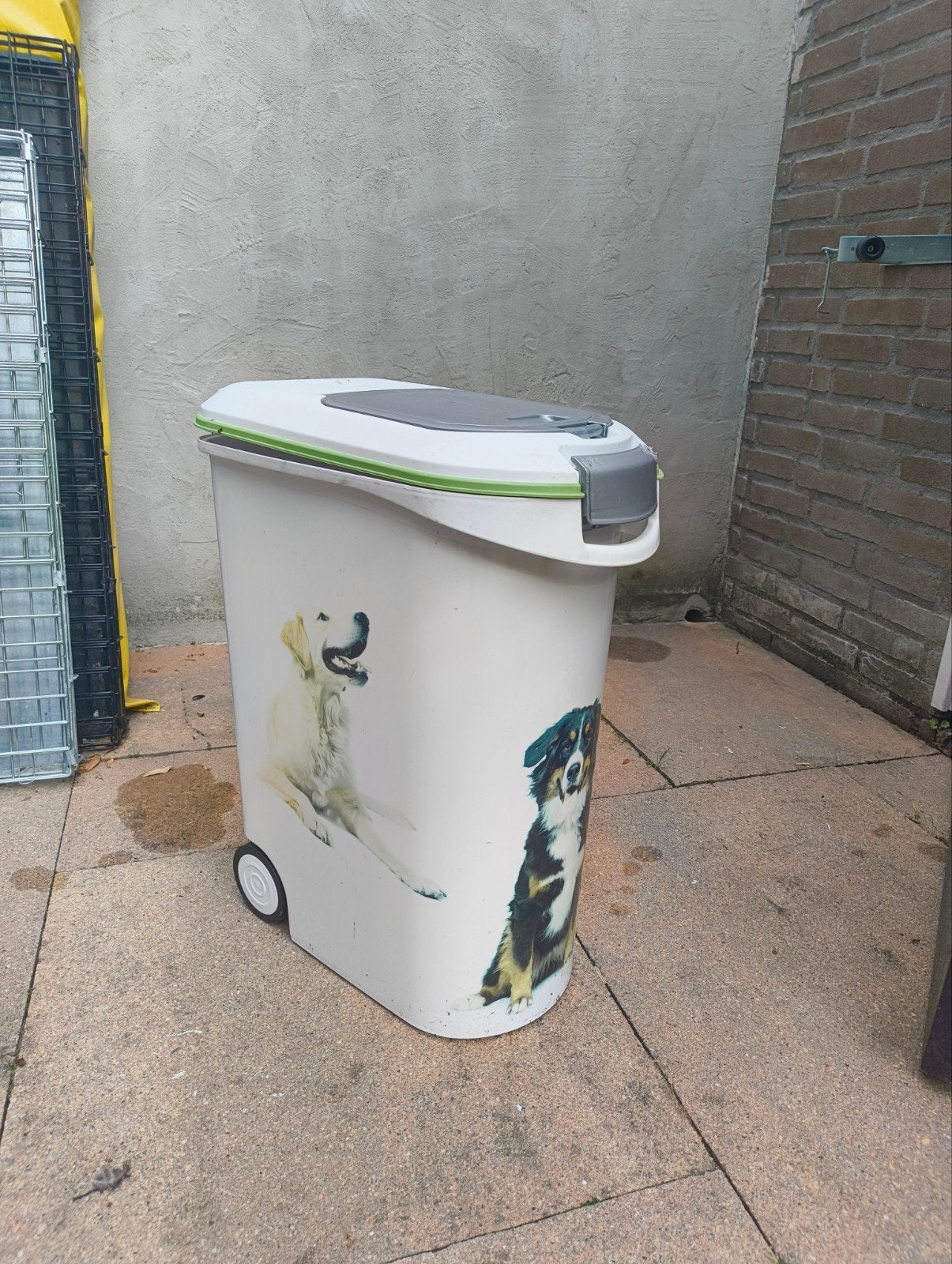 Voerton hond, Dieren en Toebehoren, Dierenvoeding, Ophalen
