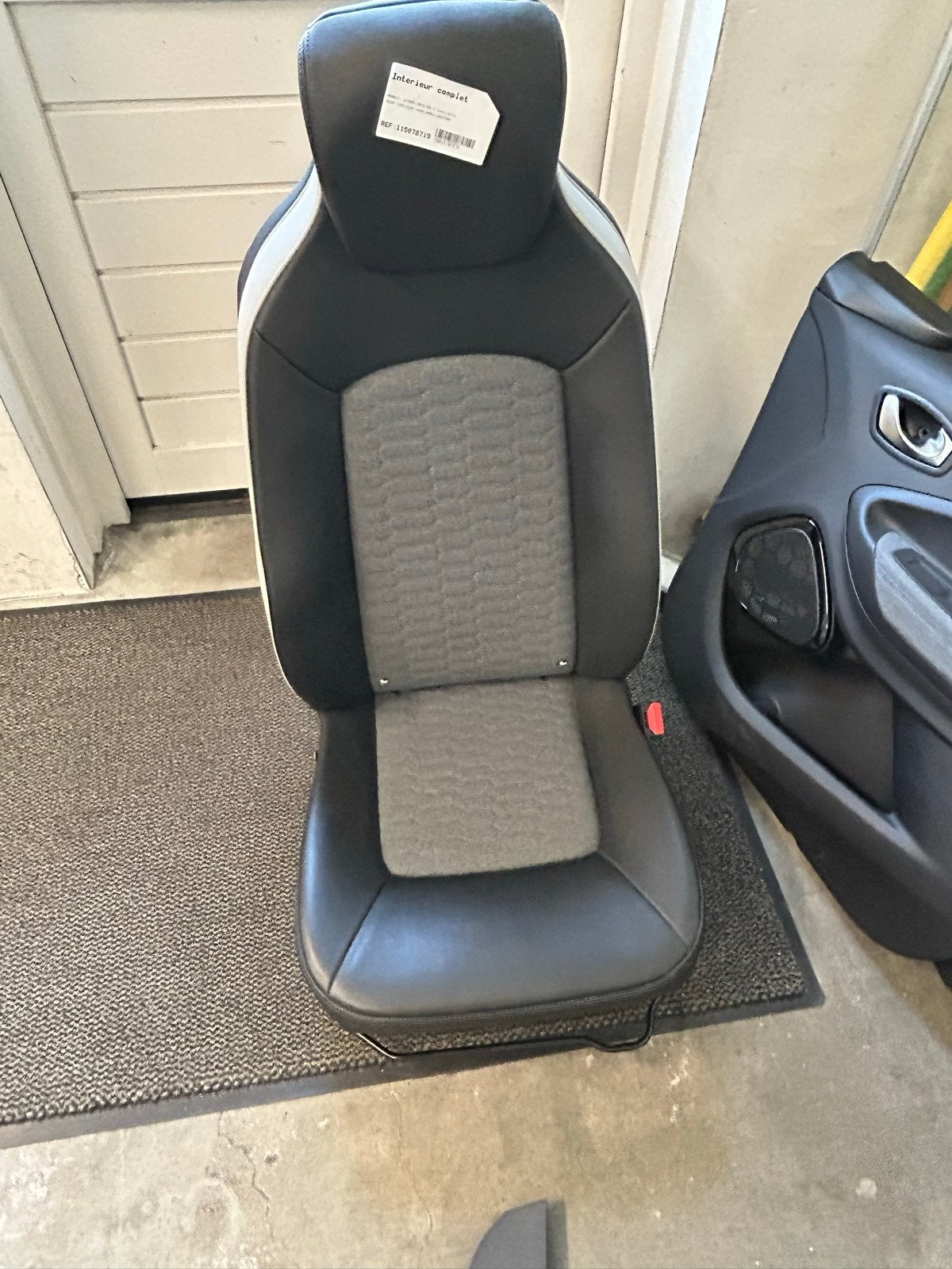 Compleet interieur Renault Zoe ,moet weg !!, Ophalen, Gebruikt, Renault