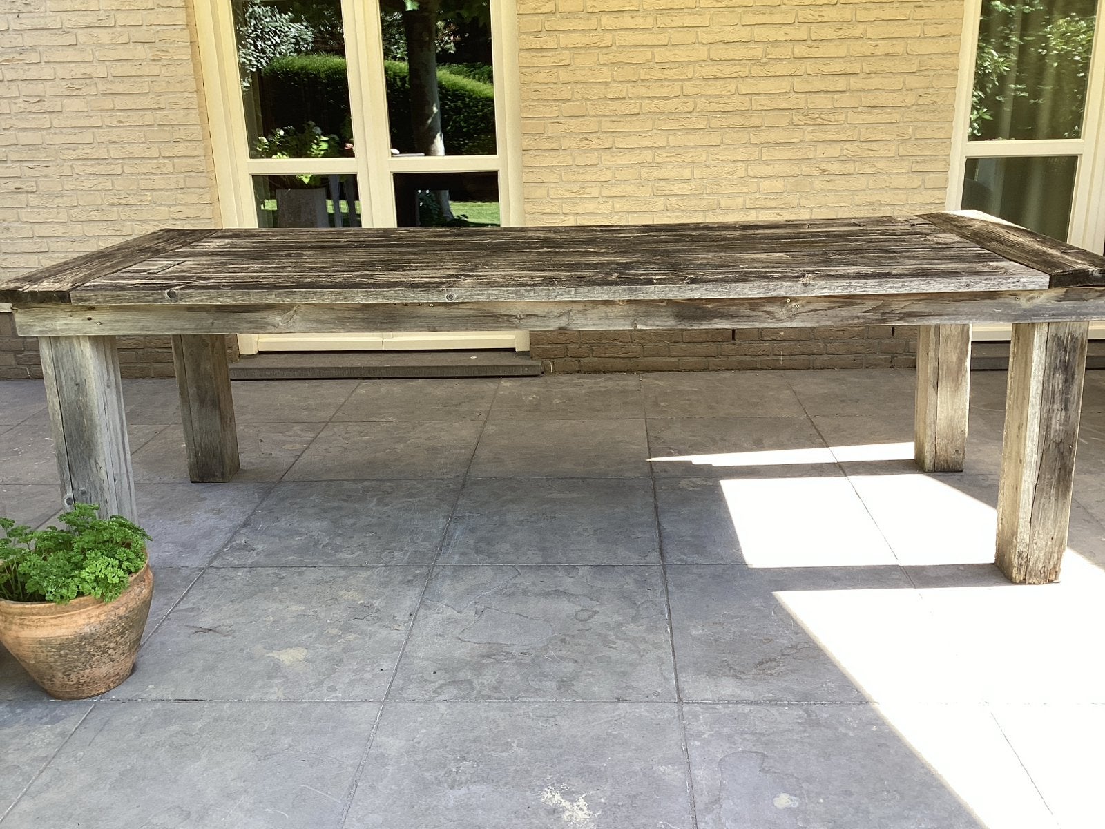Robuuste houten tuintafel steigerplanken, Huis en Inrichting, Tafels | Eettafels, Ophalen, Gebruikt, 200 cm of meer, 50 tot 100 cm