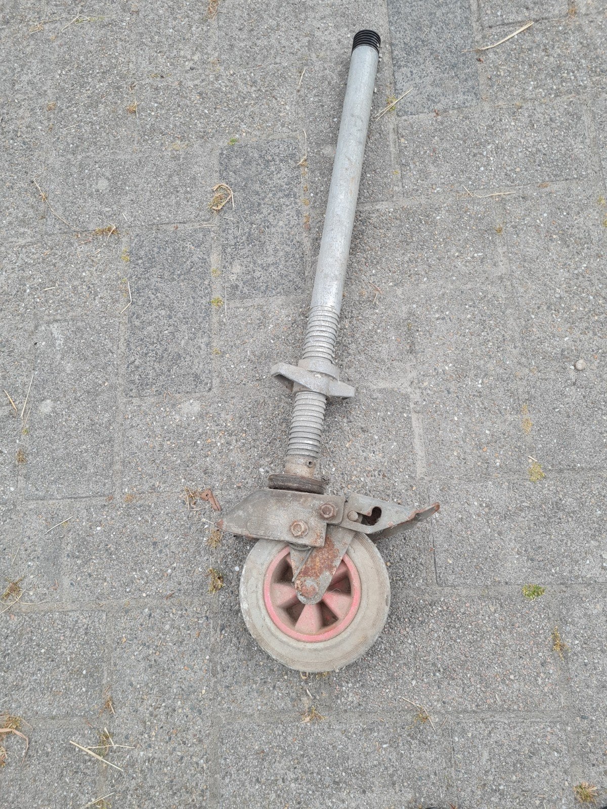 zwenkwiel voor rolsteiger, Doe-het-zelf en Verbouw, Steigers, Ophalen of Verzenden, Rolsteiger of Kamersteiger, 5 meter of hoger