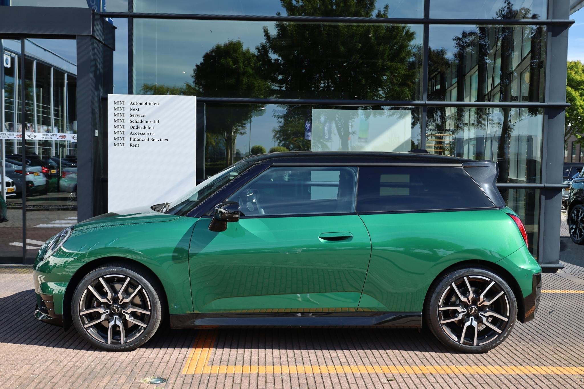 MINI 3-Deurs Cooper SE John Cooper Works + pakket XL | SOH 1, Auto's, Zwart, Met garantie (alle), 4 stoelen, Mini Electric