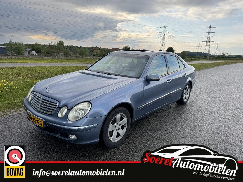 Mercedes E-klasse 220 CDI Avantgarde export, Auto's, Mercedes-Benz, Automaat, Achterwielaandrijving, Gebruikt, 4 cilinders