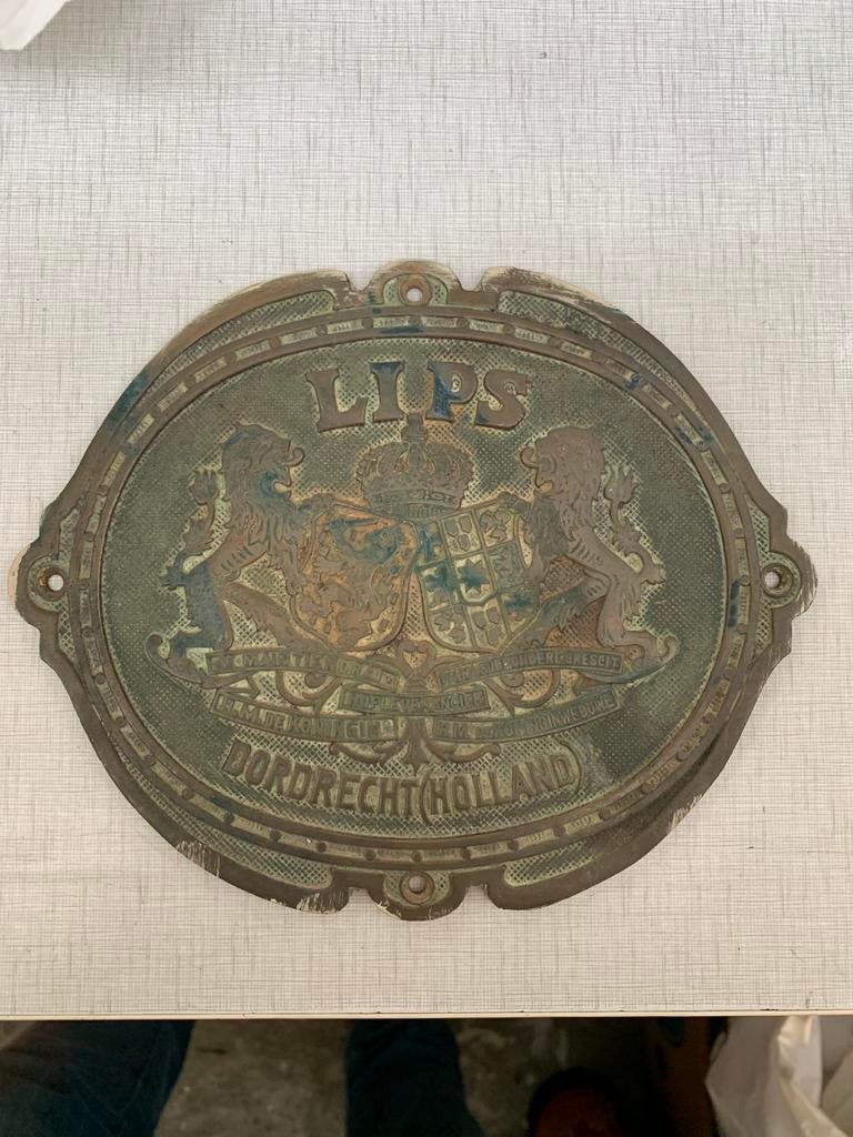 antieke bronzen kluisplaat embleem bedrijf Lips Dordrecht, Ophalen of Verzenden