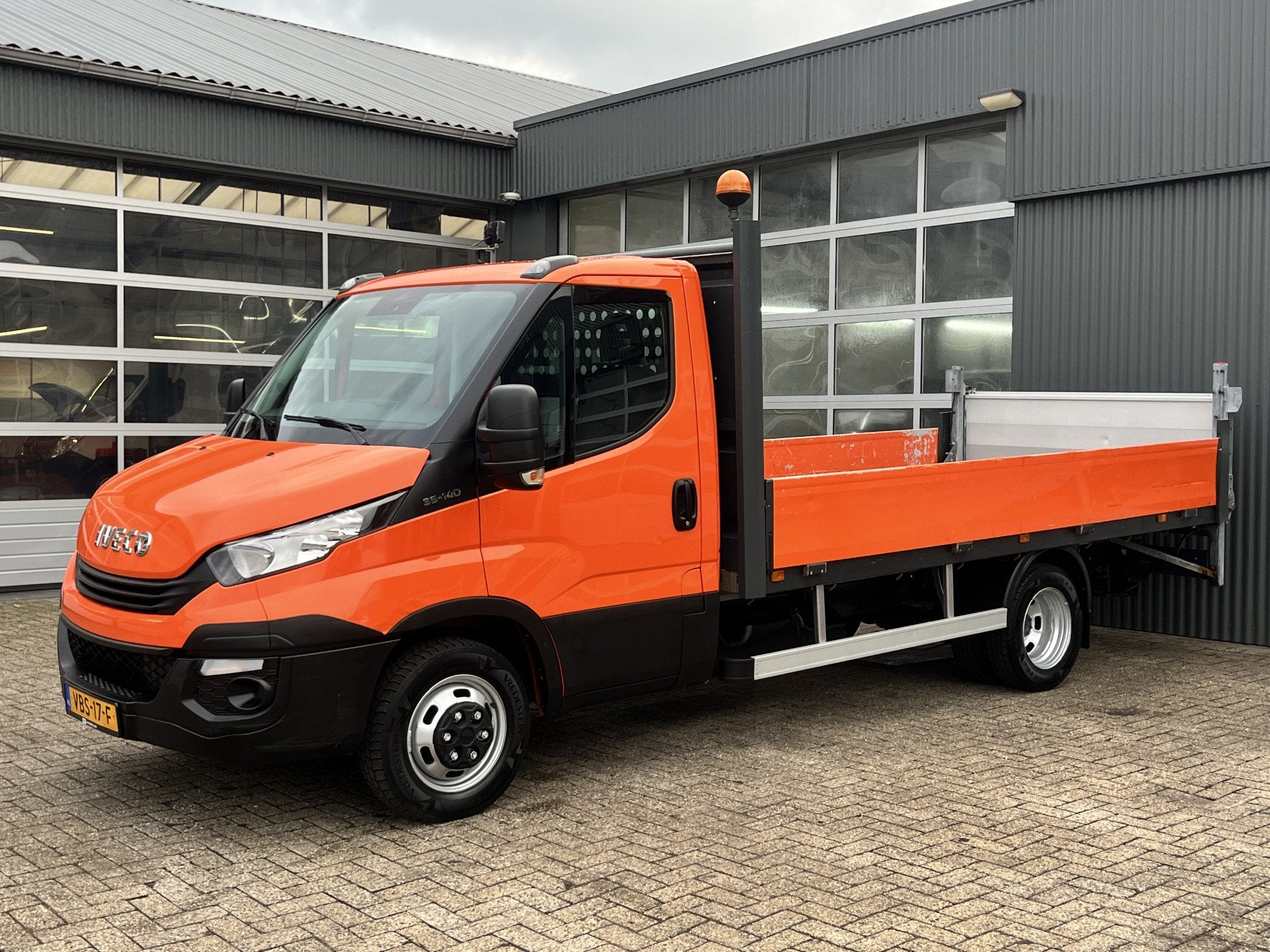 Iveco Daily 35C14 2.3 375 Laadklep 500kg Trekhaak 3500kg tre, Gebruikt, Iveco, Origineel Nederlands, Bedrijf