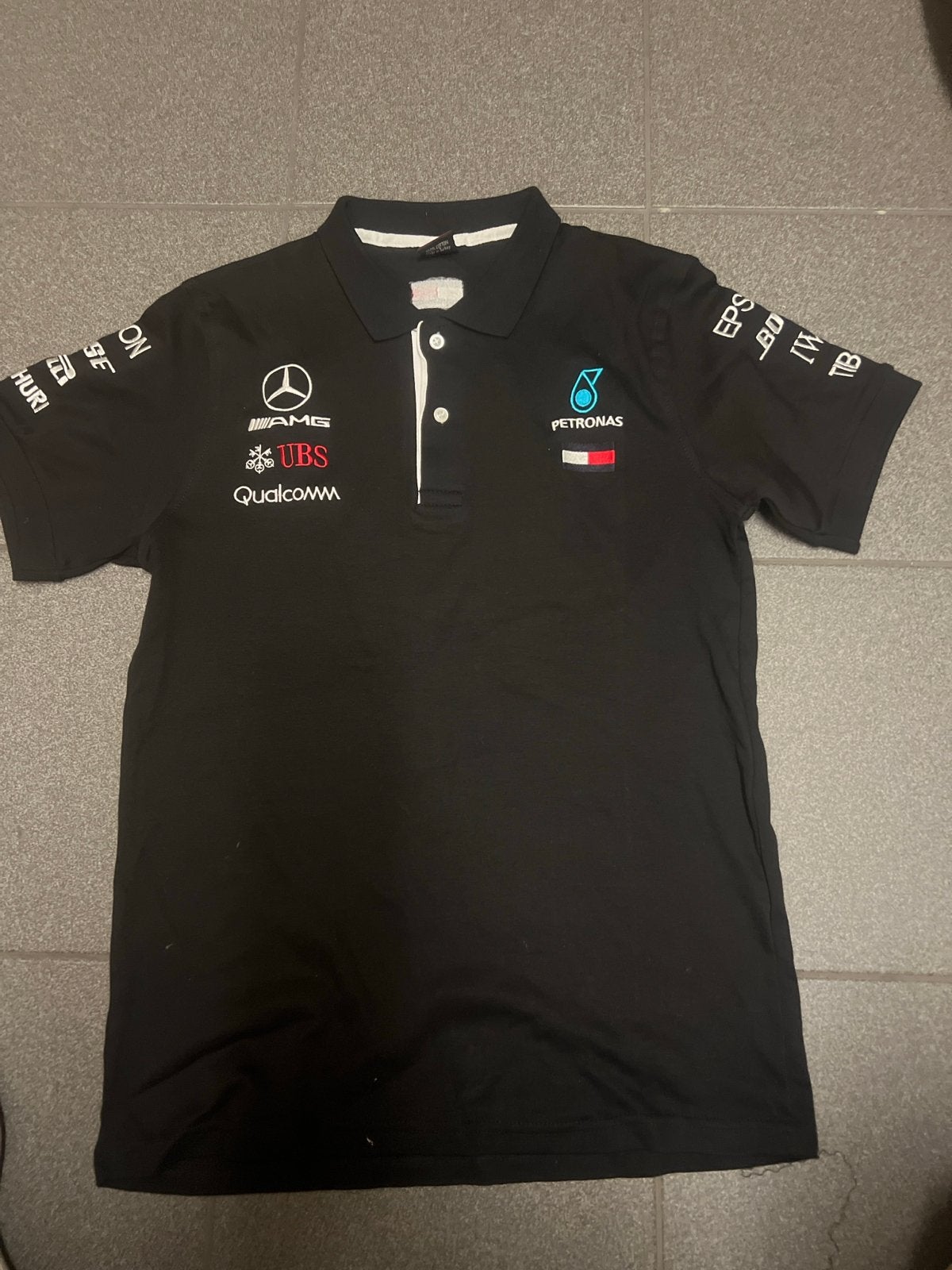 Mercedes-Benz AMG Petronas F1 Team Polo Shirt Maat L, Kleding | Heren, Verzenden, Gedragen, Maat 52/54 (L), Zwart
