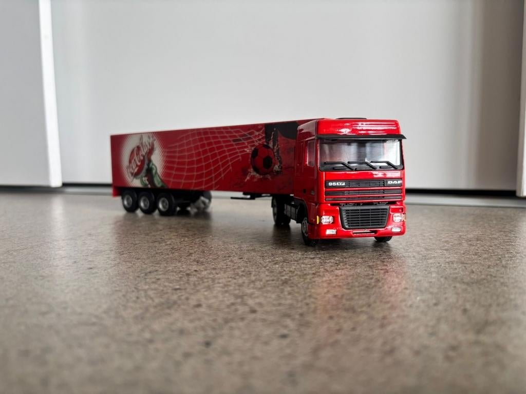DAF Coca-Cola vrachtwagen model, Gebruikt, 1:50 of kleiner, Overige typen, Bzja