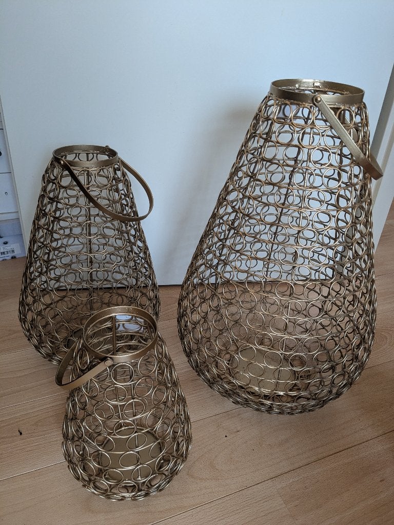 Windlicht Lantaarn Metaal Goud Colmore 3x, Huis en Inrichting, Woonaccessoires | Kandelaars en Kaarsen, Lantaarn, Nieuw, Ophalen of Verzenden