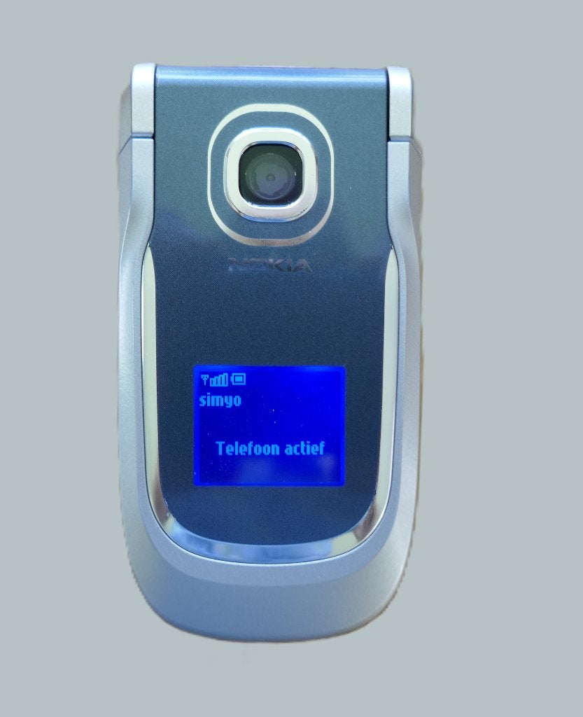 Nokia mobiel, model 2760. (Vintage voor de verzamelaar), Fysiek toetsenbord, Inklapmodel, Ophalen of Verzenden, Zonder simlock
