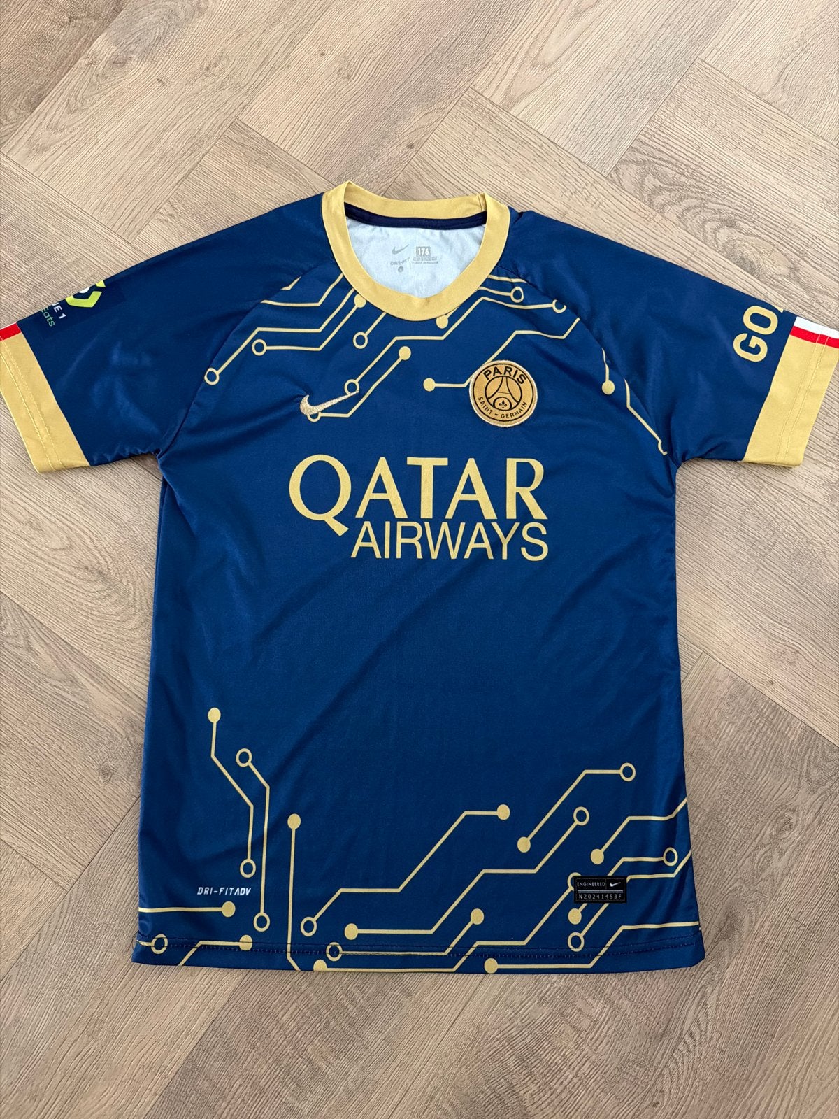 PSG Thuisshirt 2022/2023 Mbappé #7 Maat 176, Groter dan maat XL, Ophalen of Verzenden, Zo goed als nieuw, Shirt