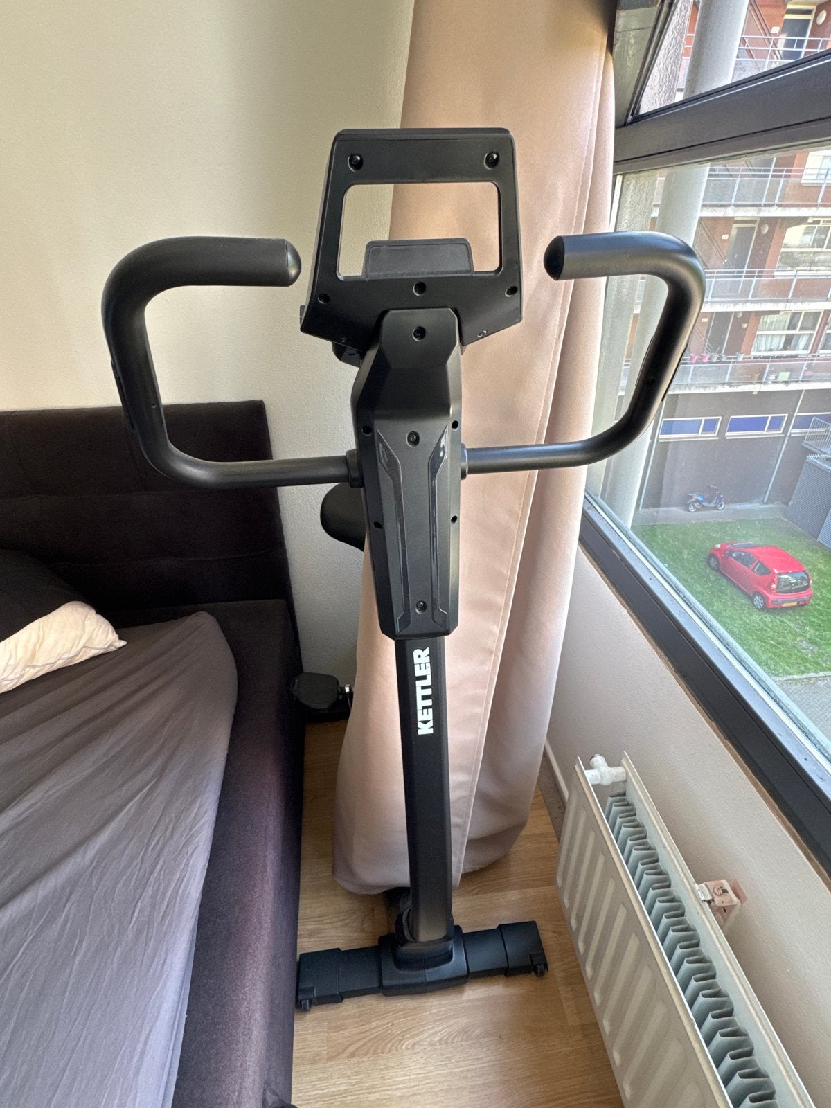 Kettler Gero Hometrainer - Perfect voor Thuis Workouts, Ophalen, Gebruikt, Metaal, Benen